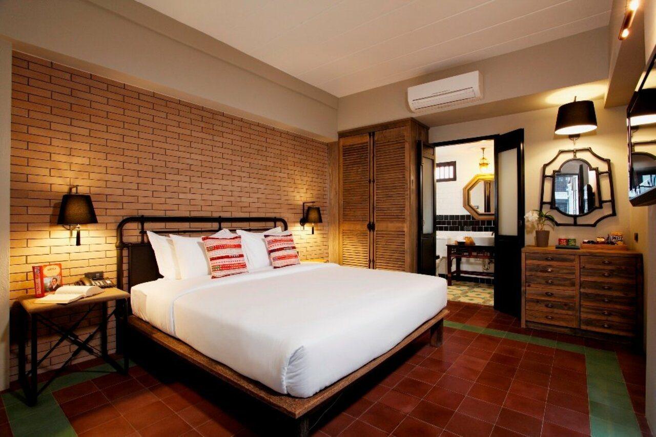 Baan Chart Hotel Банкок Екстериор снимка