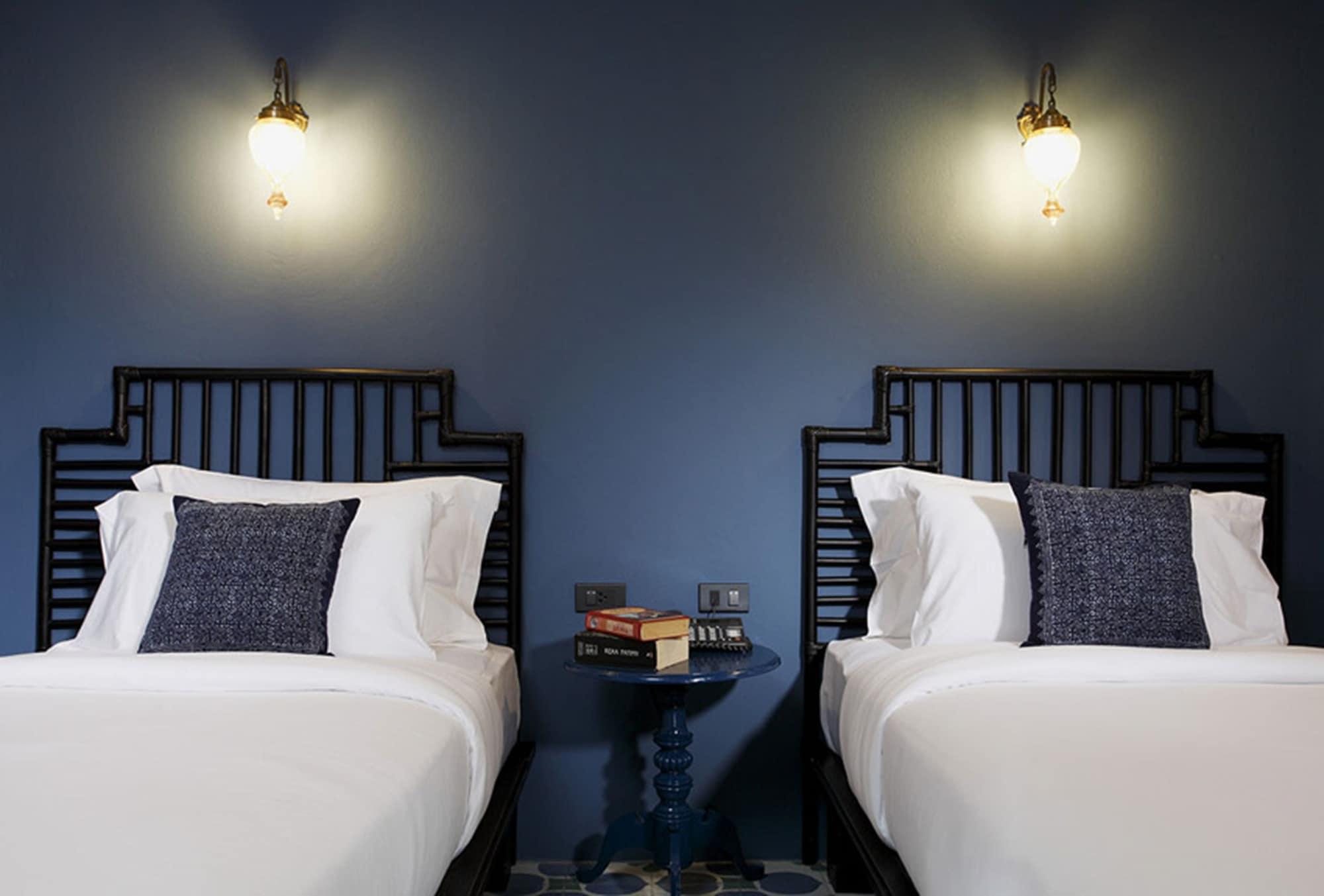 Baan Chart Hotel Банкок Екстериор снимка