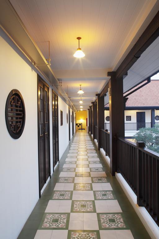 Baan Chart Hotel Банкок Екстериор снимка